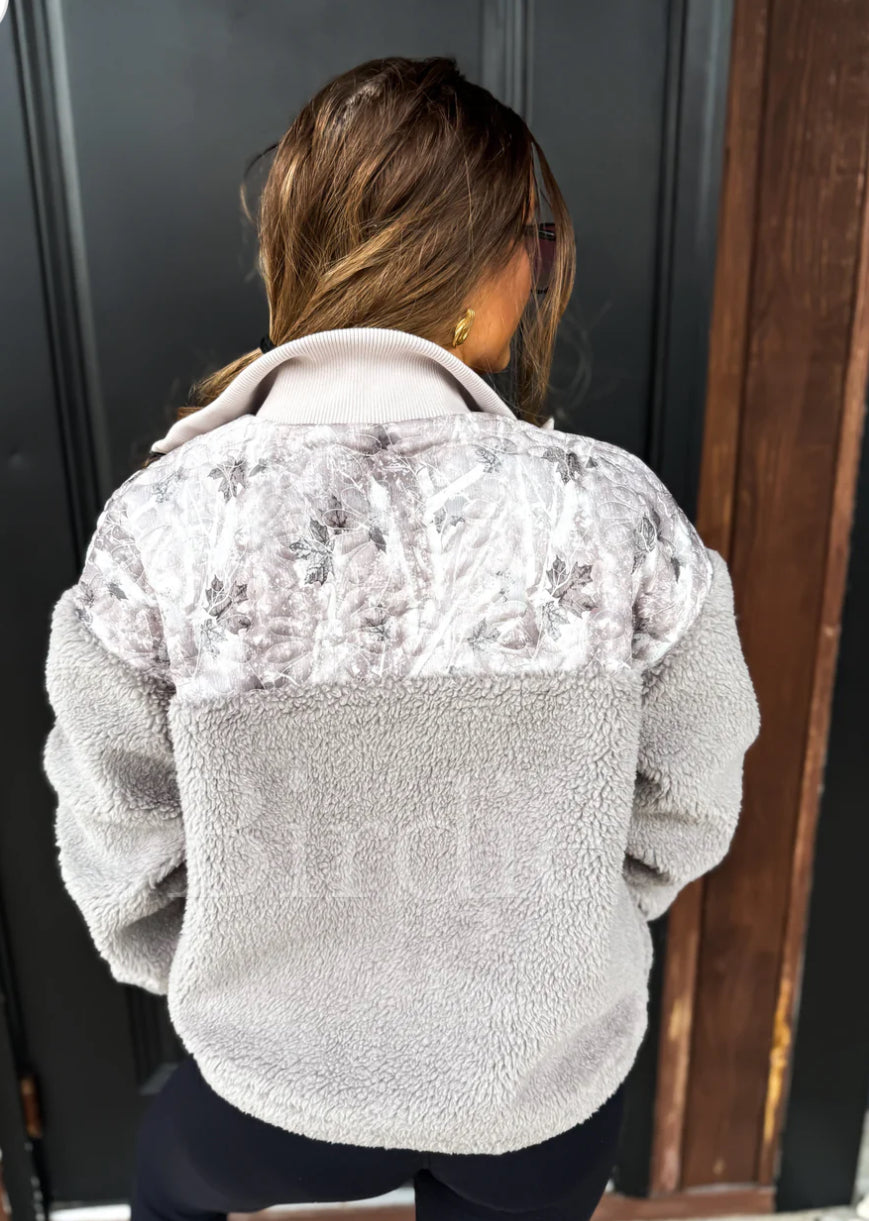 PREORDER: Everwild Sherpa Camo Zip // eta 3-4 weeks