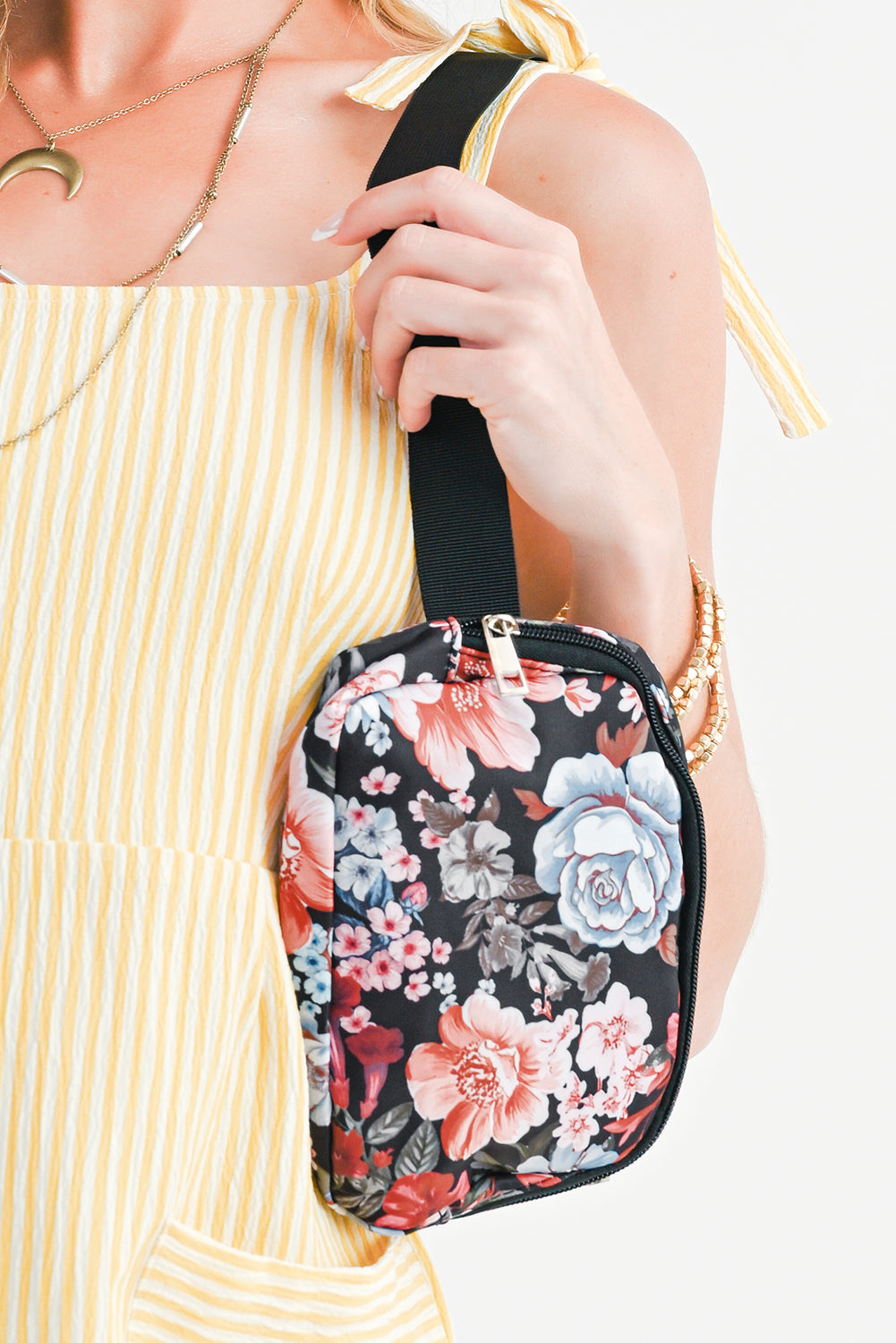 Black Floral Print Zipper Wide Strap Sling Bag — image 01