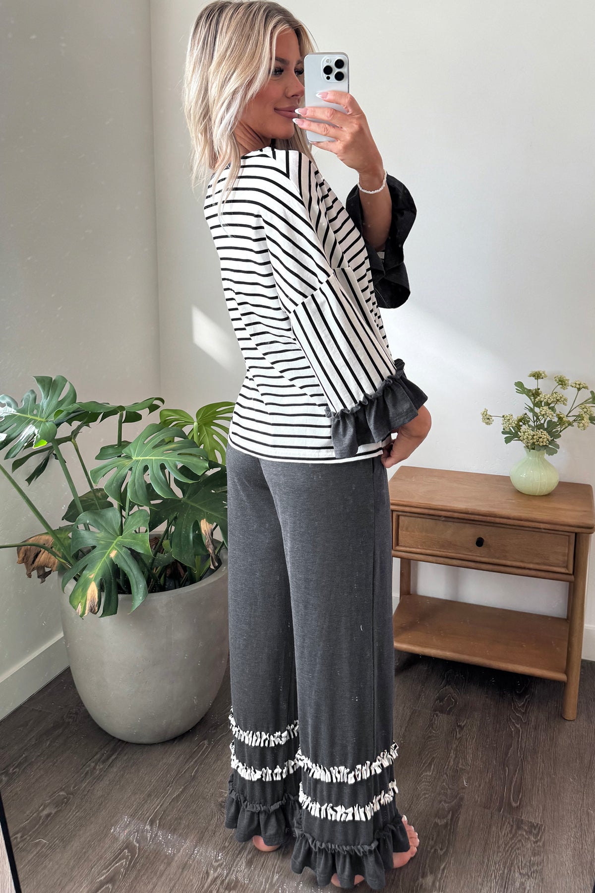 Stripe V-Neck Ruffle Contrast Sleeve Top + Drawstring Pants Set — image 01