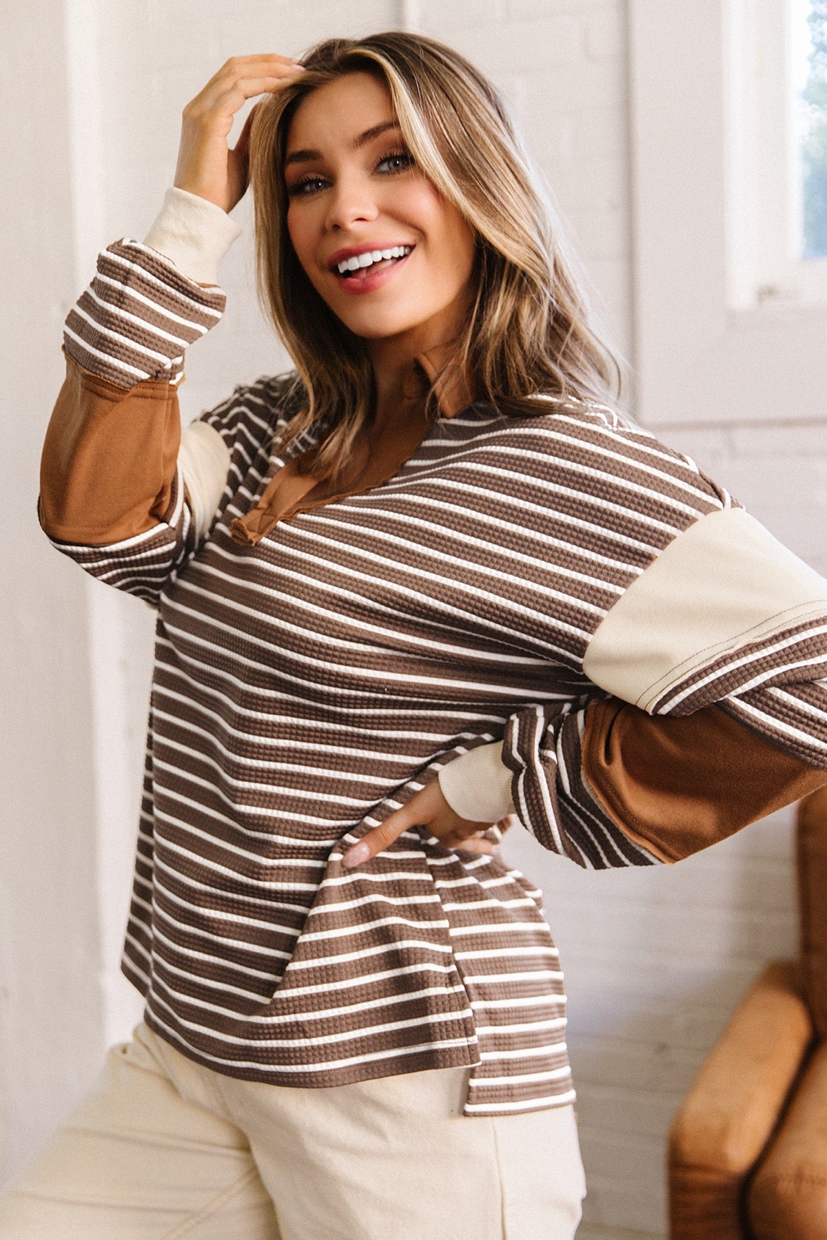 Brown Stripe Collar V Neck Color Block Pullover Top — image 02
