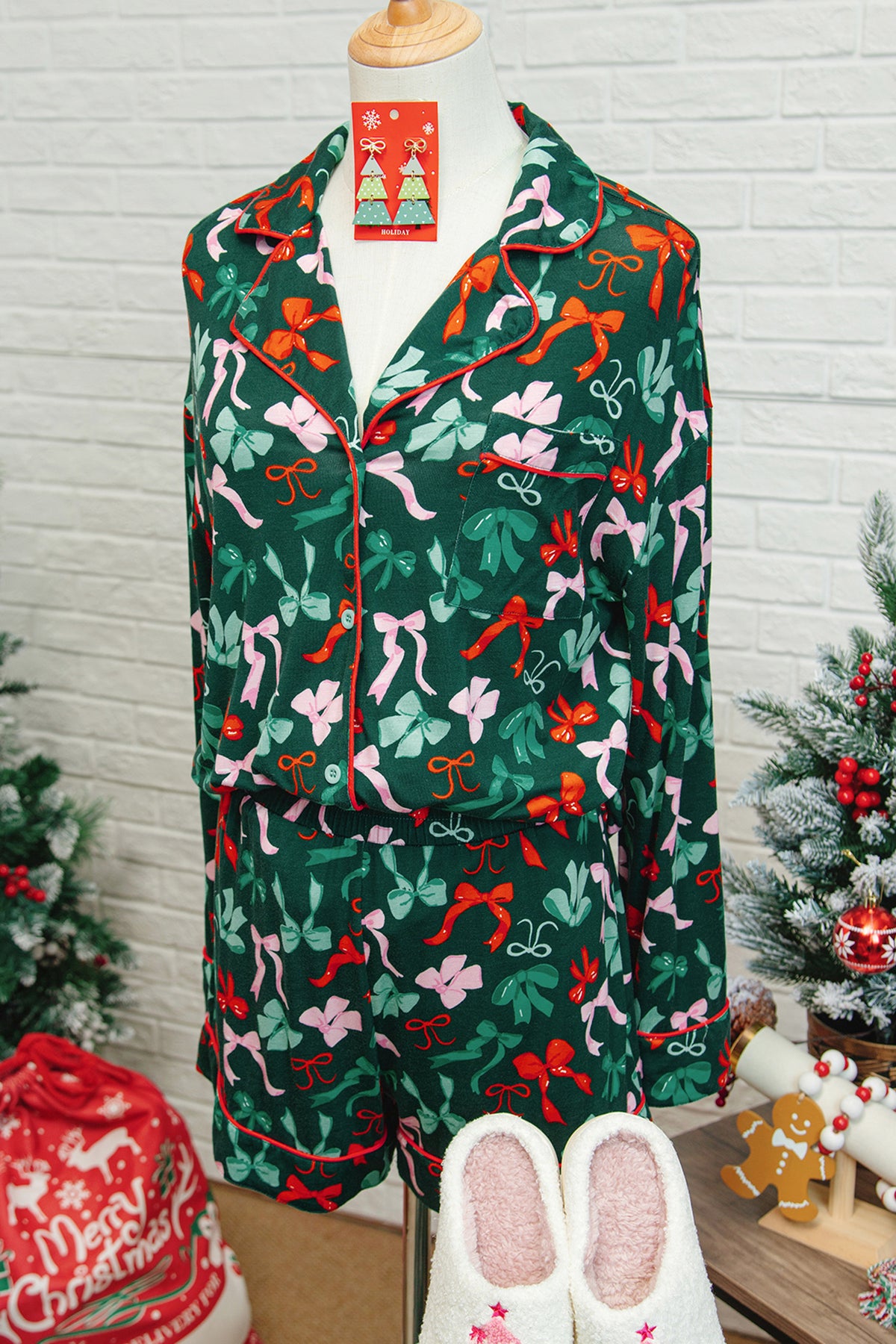 Green Festive Bow Print Long Sleeve Shirt and Pajama Short Set — image 05