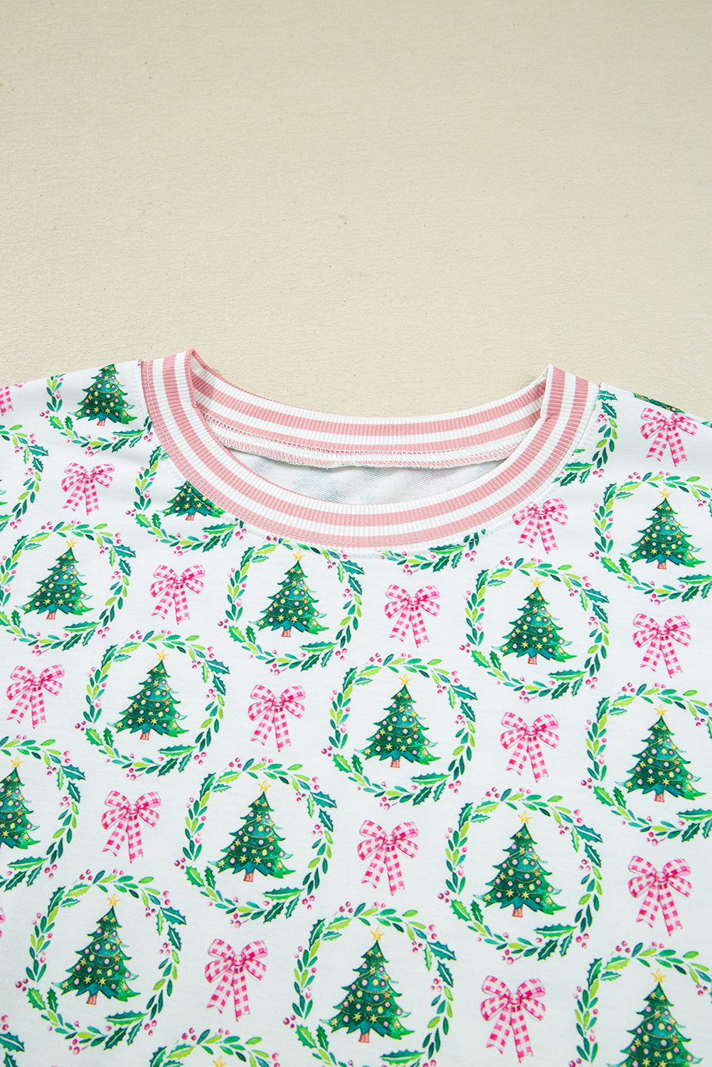Green Bow Christmas Tree Print Contrast Striped Banding 2pcs Lounge Set — image 10