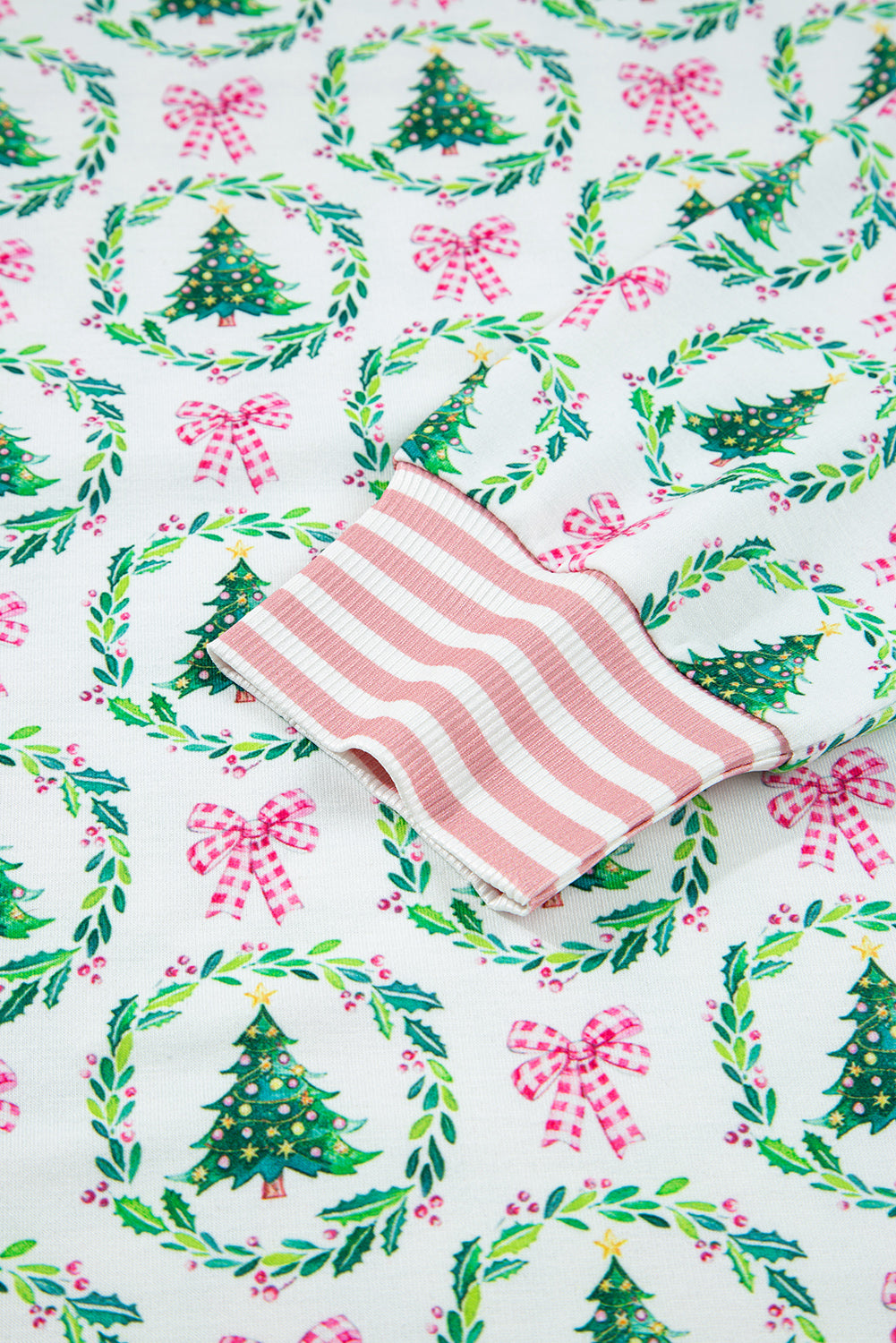 Green Bow Christmas Tree Print Contrast Striped Banding 2pcs Lounge Set — image 13