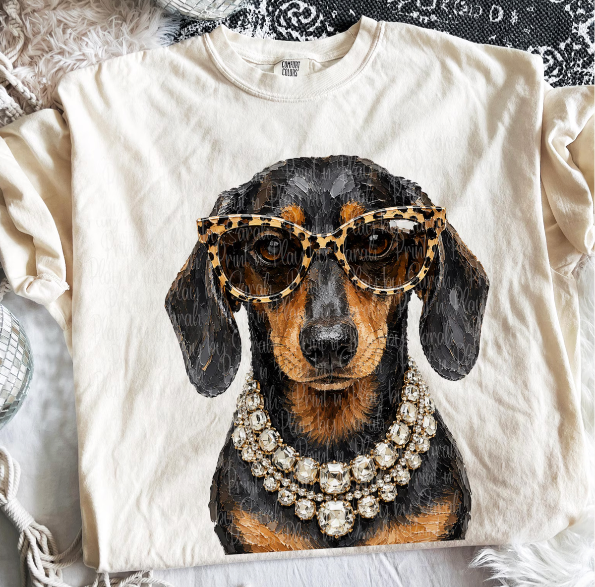 Black Weenie Dog (Ivory)