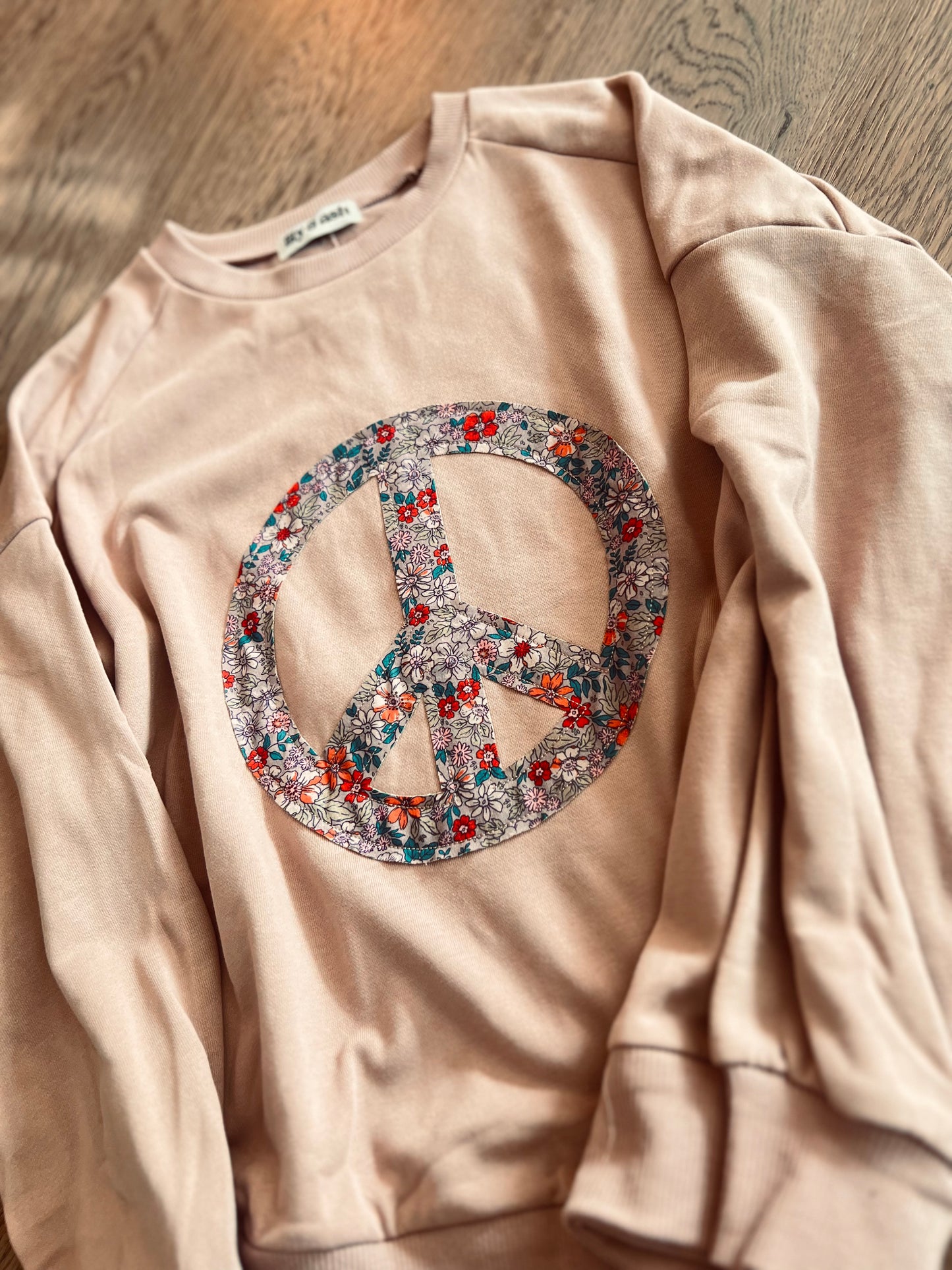 Floral & Peace Pullover