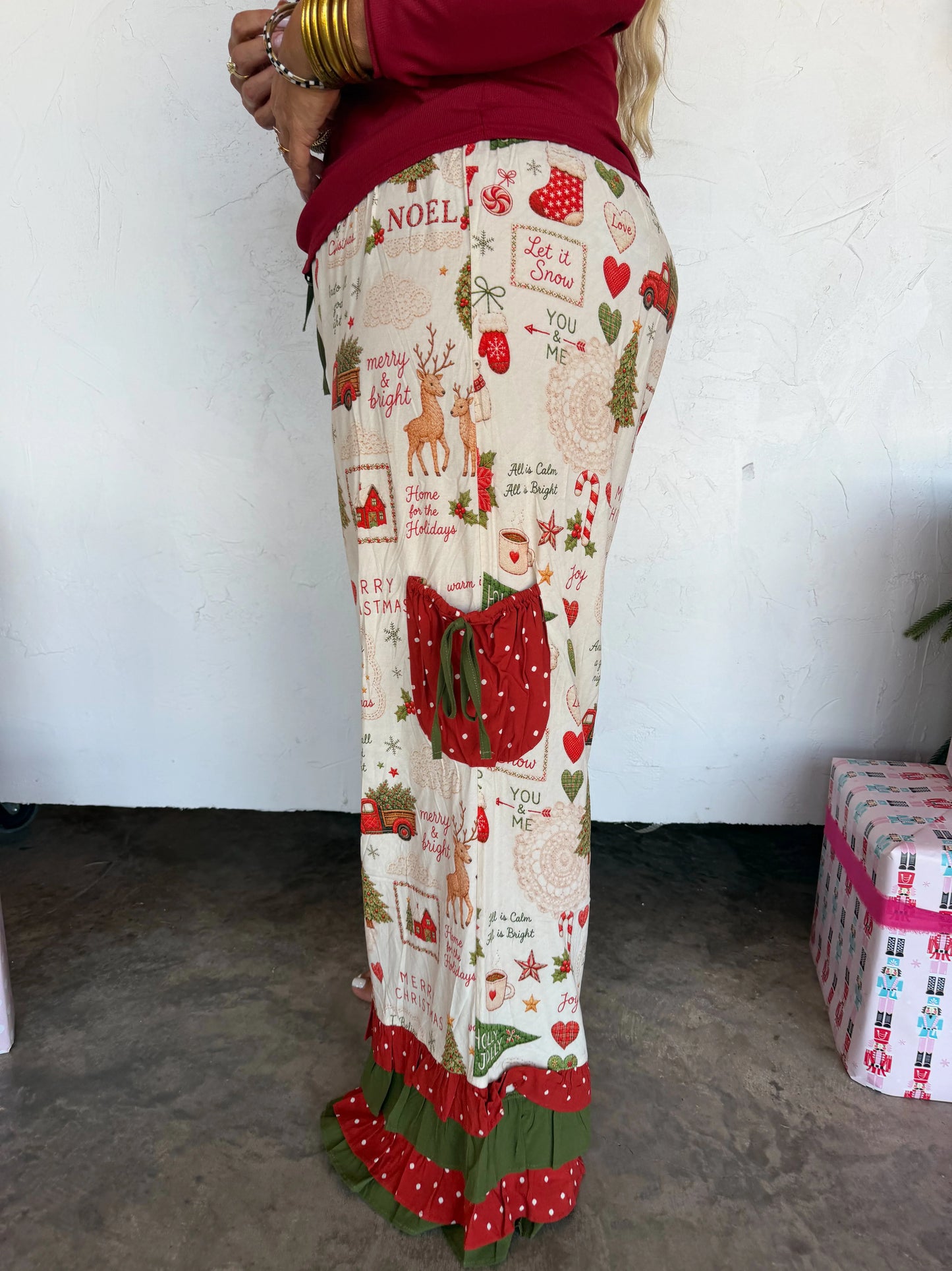 WKND DEAL//PREORDER: Vintage Christmas Bloomer Pants // ETA Oct - early Nov