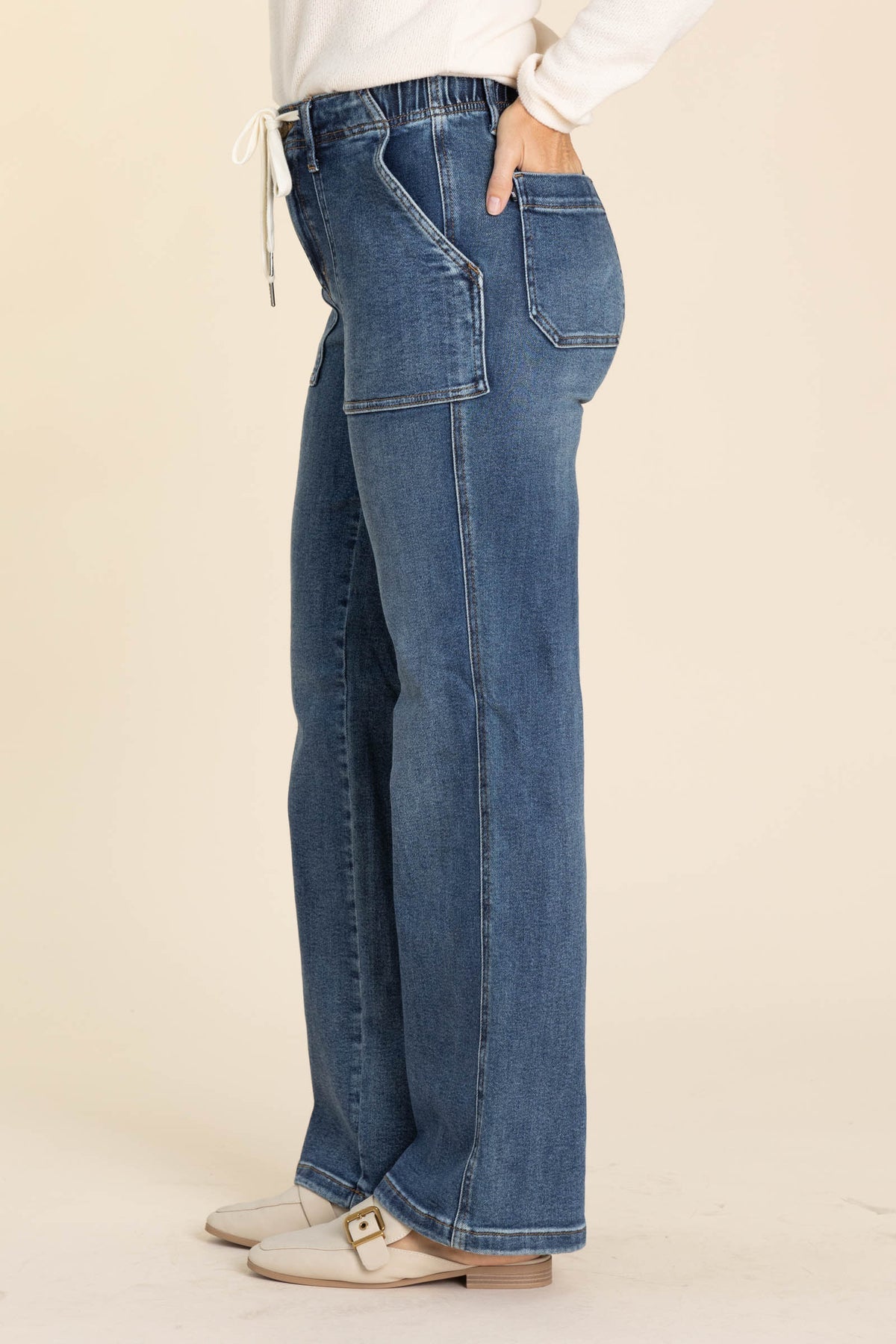 Tess Jogger Straight Jeans - Judy Blue