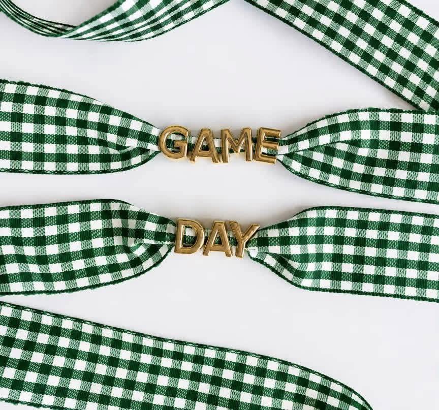 {custom} Word/Name & Color Gingham Shoe Laces / eta September