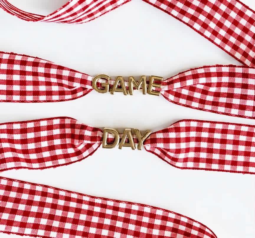 {custom} Word/Name & Color Gingham Shoe Laces / eta September