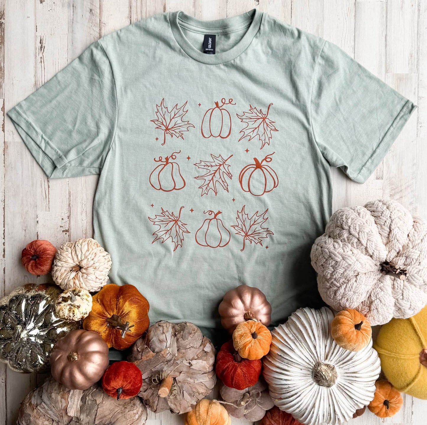 FLASH DEAL // PREORDER: Fall Leaves & Pumpkins Tee // ship in about 2 weeks