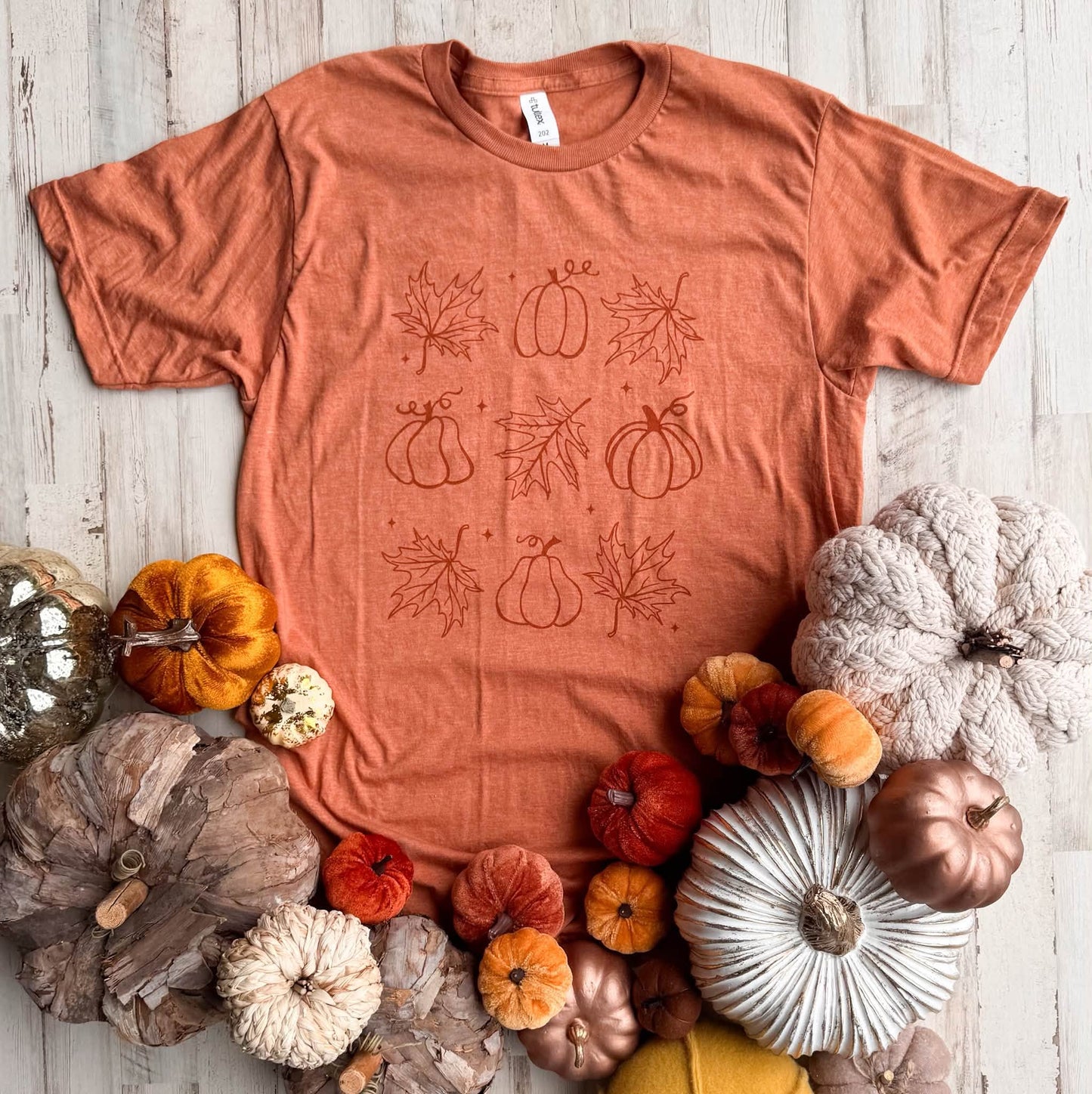 FLASH DEAL // PREORDER: Fall Leaves & Pumpkins Tee // ship in about 2 weeks