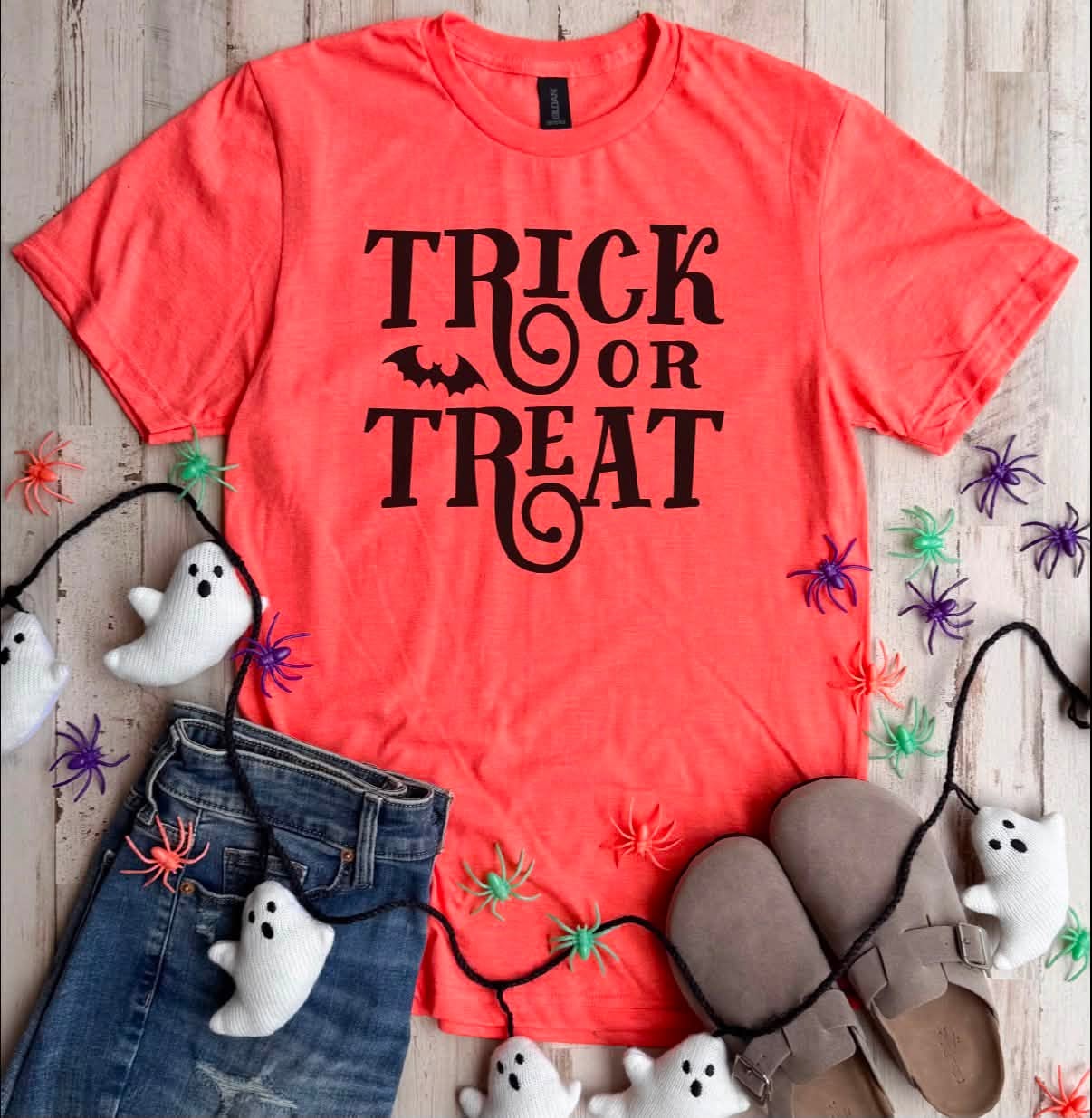 FLASH DEAL // PREORDER: Trick or Treat Tee // ships in about 2 weeks
