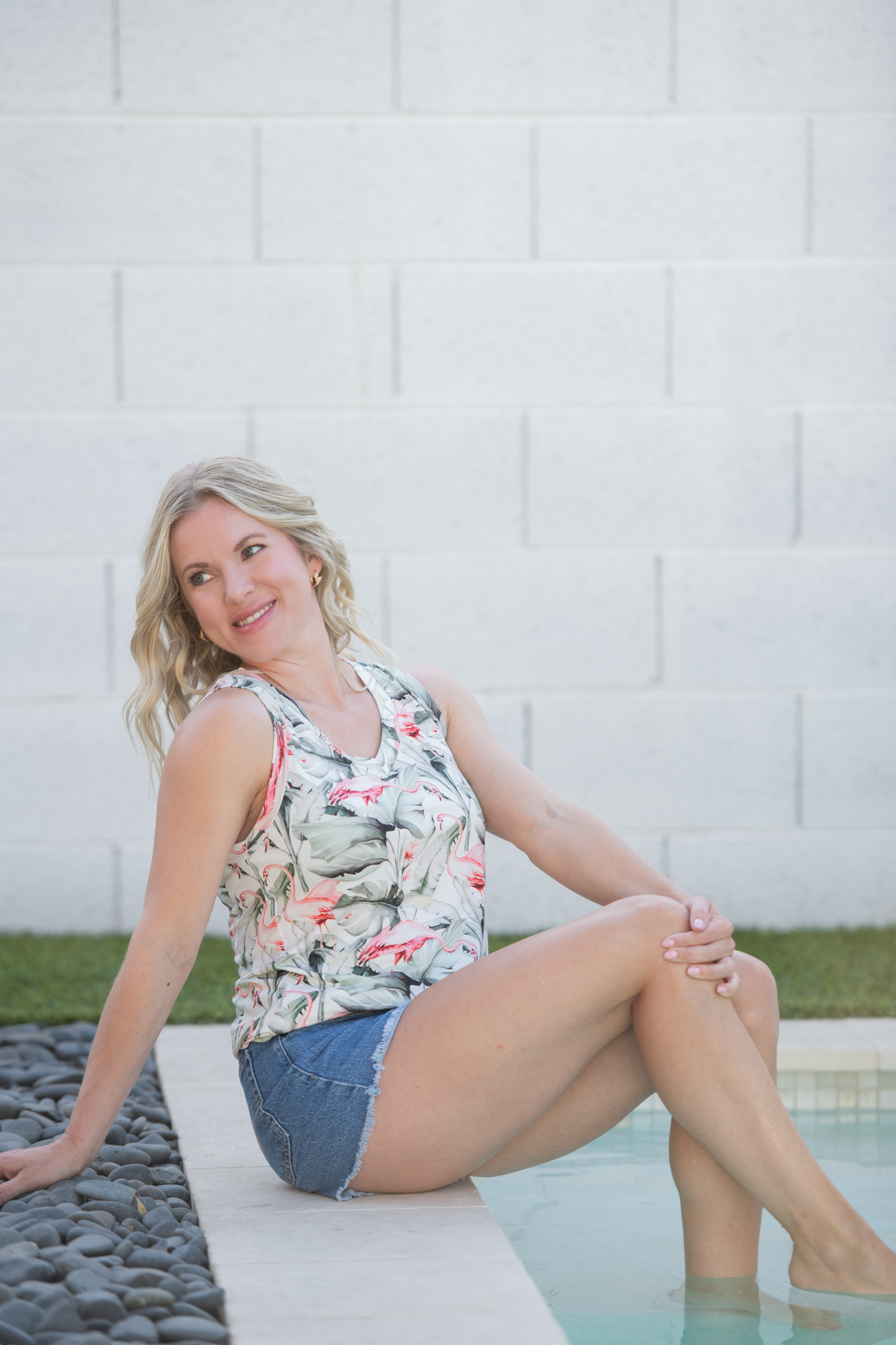 Noelle Tank - Flamingos