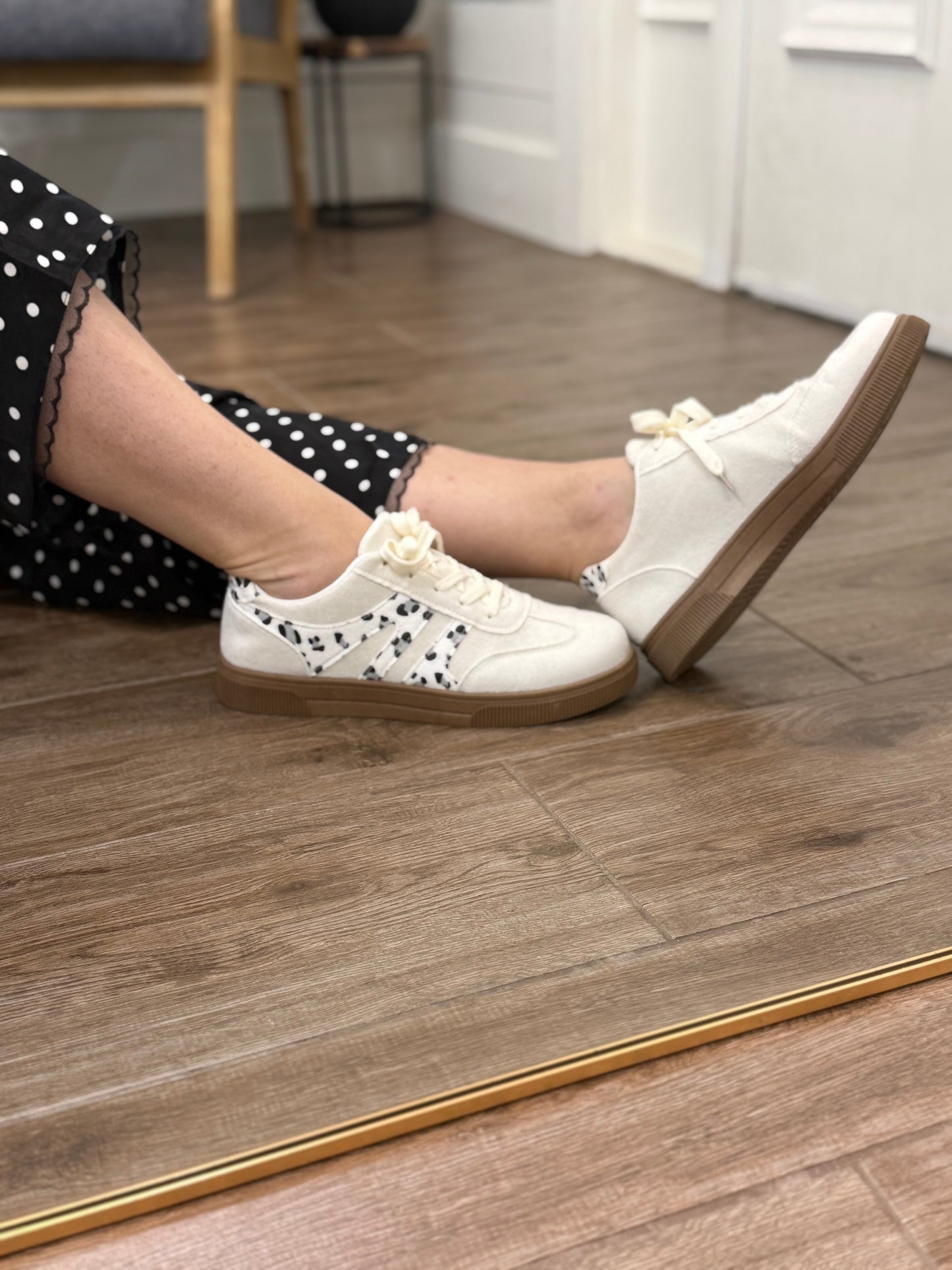 SHIPS FREE TODAY // White Suede Leopard Color Block Trim Lace Ups