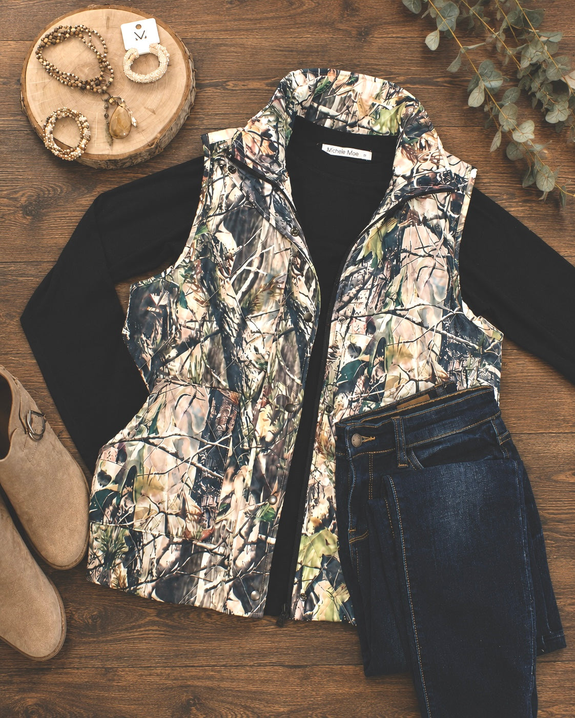 Remy Zip Up Vest - Dark Camo
