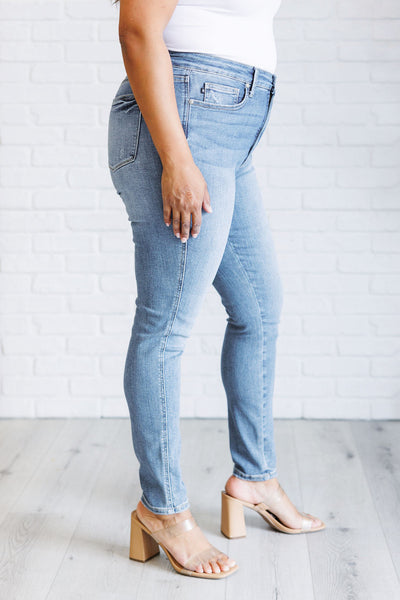 Tummy Control Contrast Wash Skinny Jeans - Judy Blue
