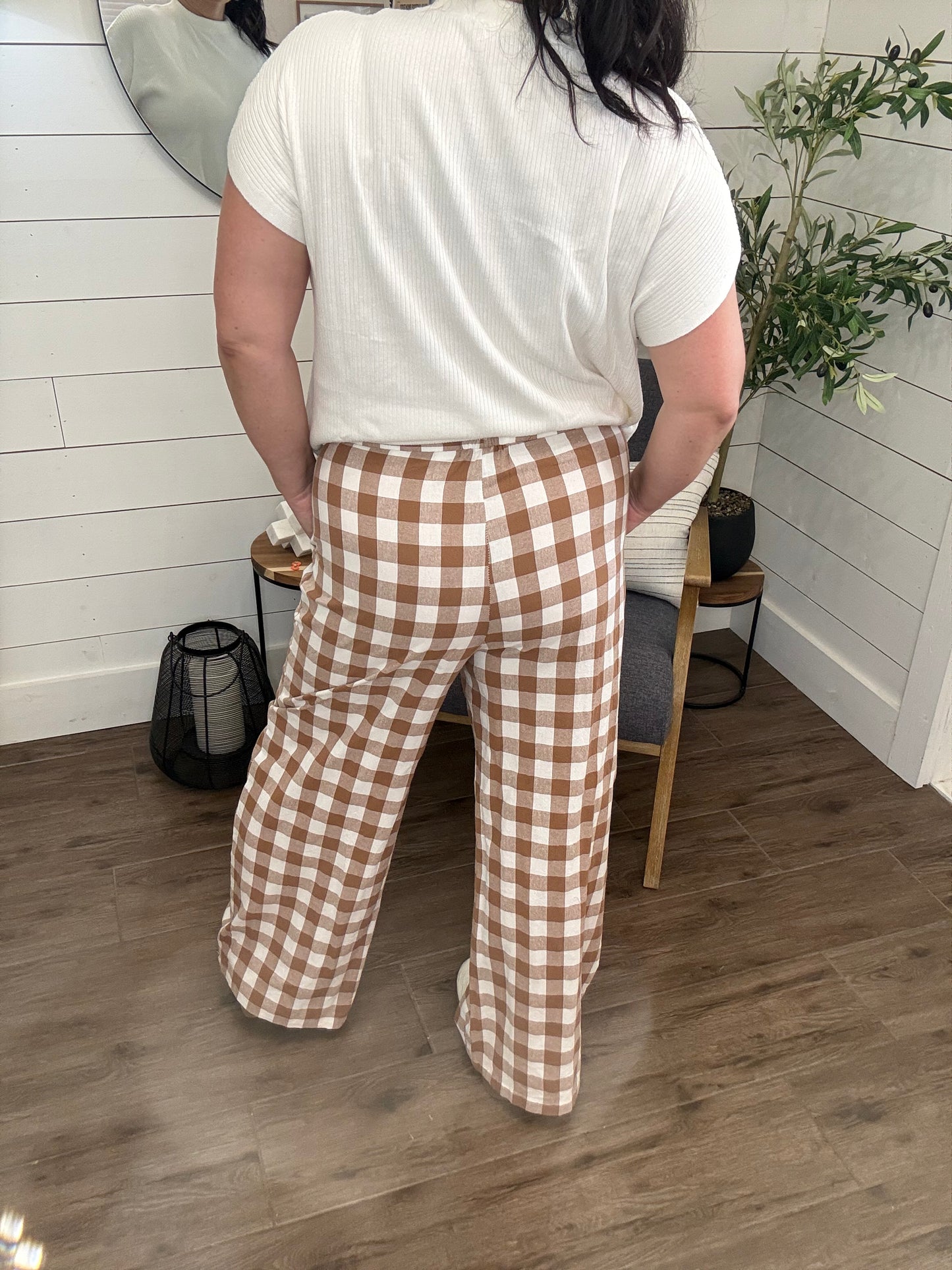 SHIPS FREEE TODAY // Brown Gingham Tie Elastic Waist Pant