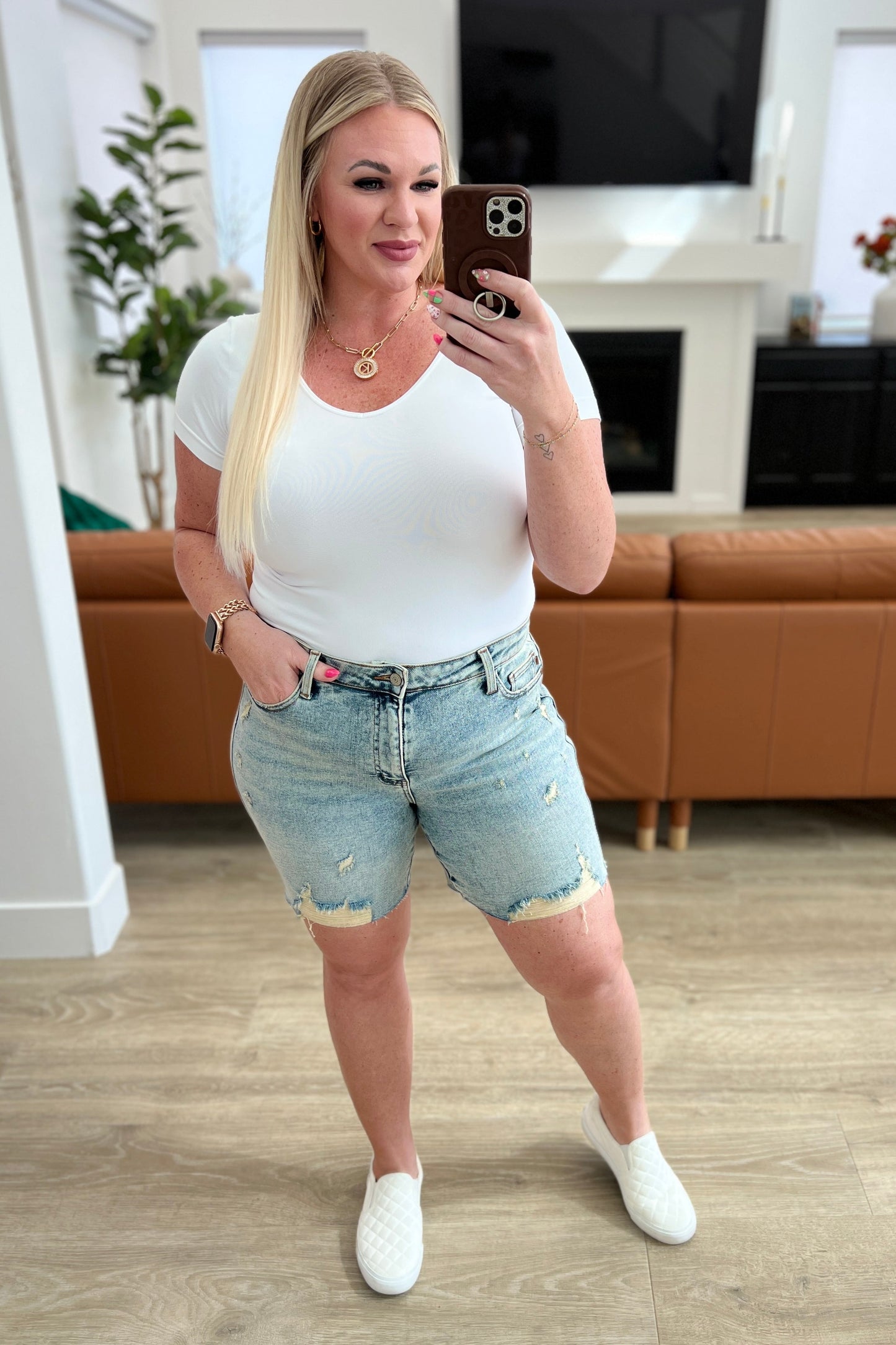 High Rise Mineral Wash Distressed Boyfriend Shorts - Judy Blue