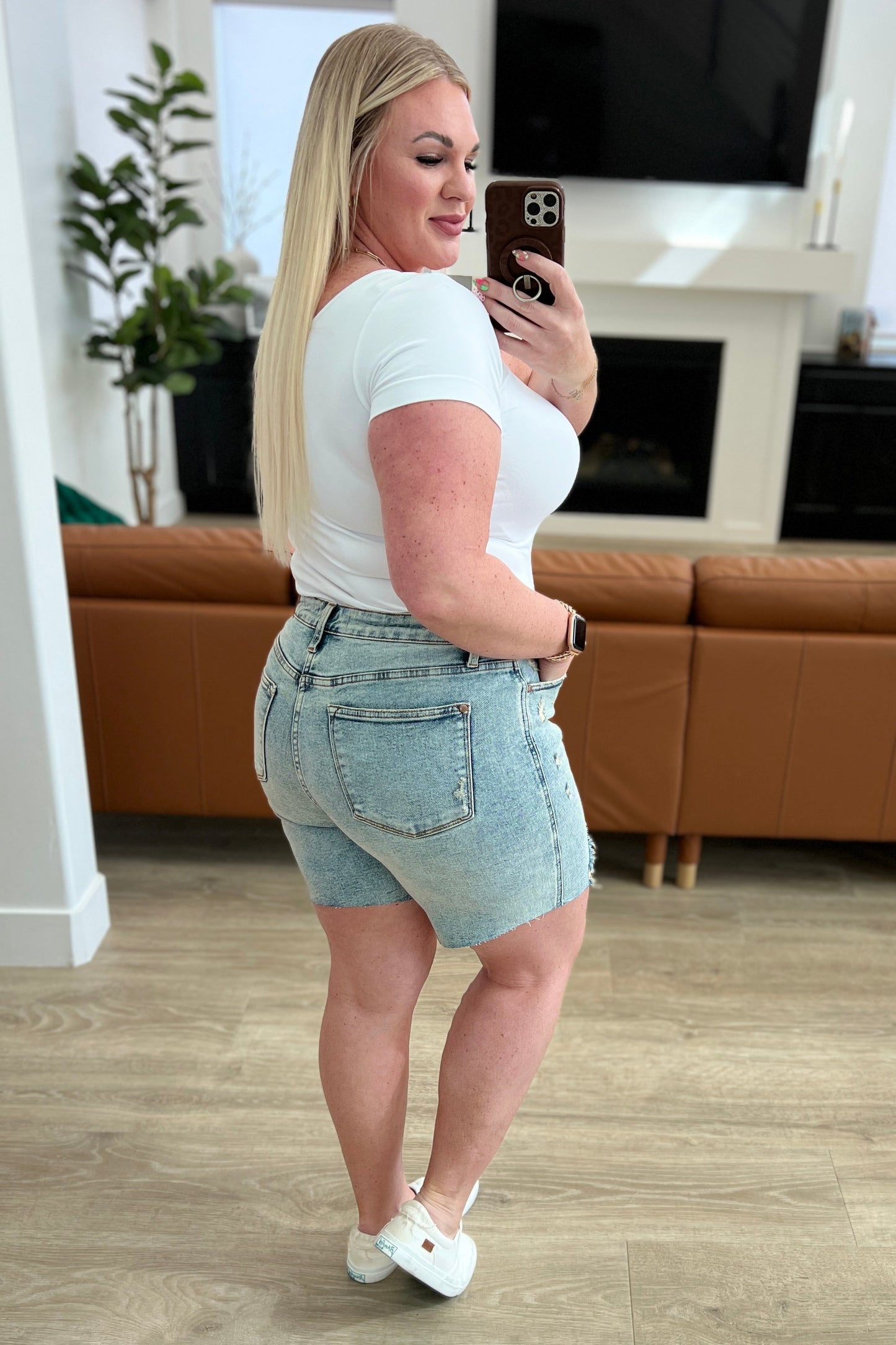 High Rise Mineral Wash Distressed Boyfriend Shorts - Judy Blue