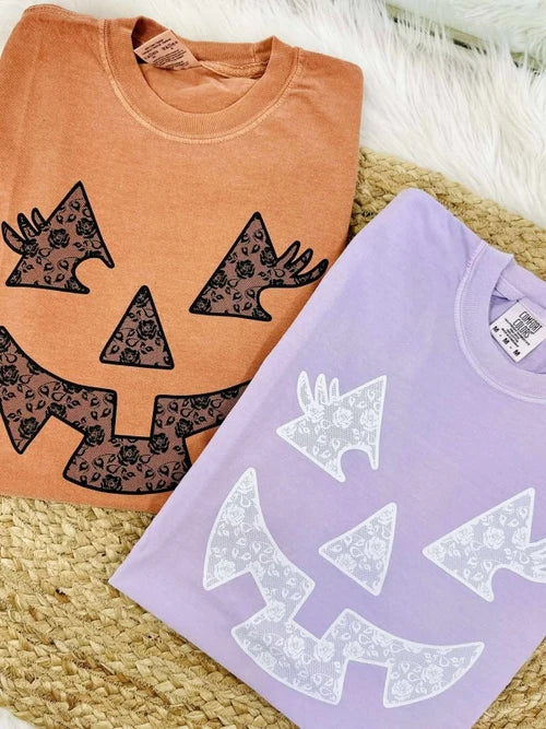 PREORDER: Lace Jack-O-Lantern Graphic Tee // ships 2-3 weeks
