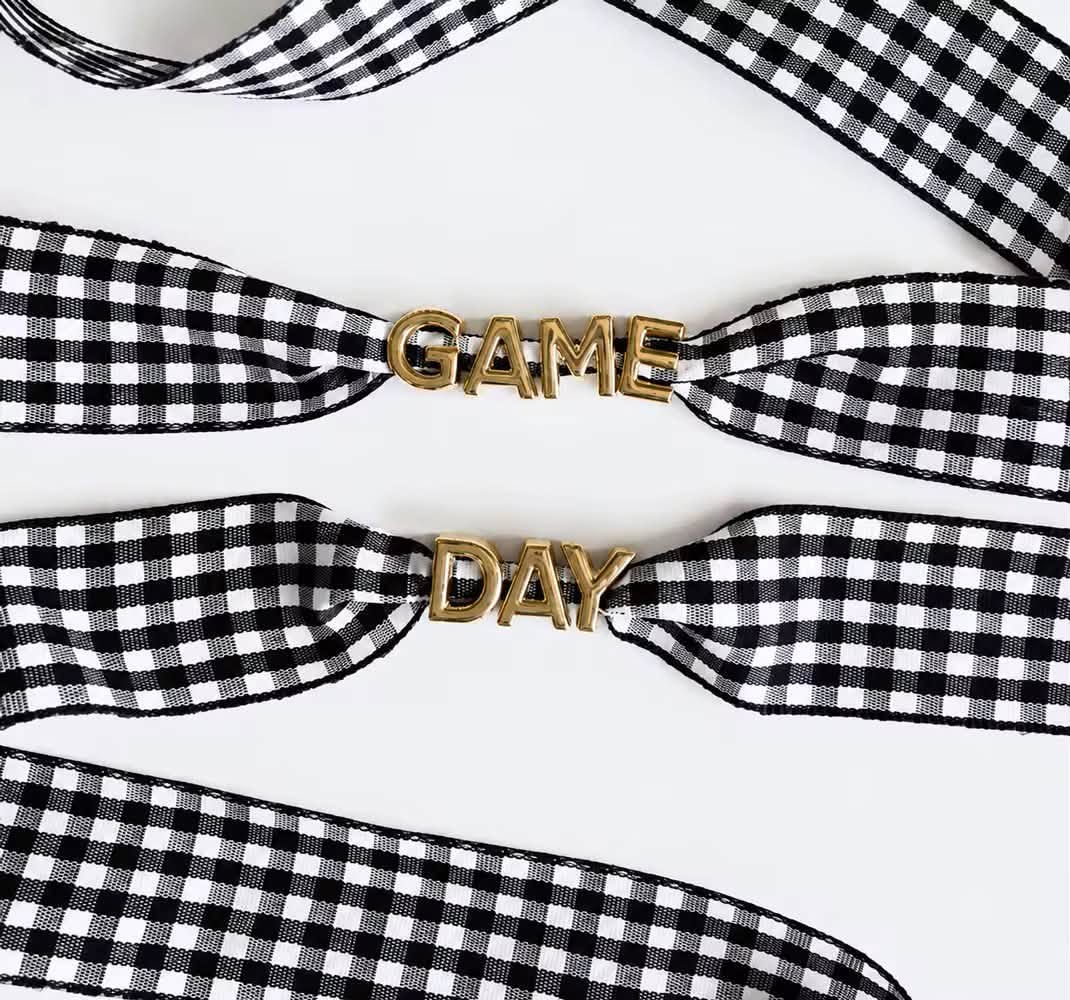 {custom} Word/Name & Color Gingham Shoe Laces / eta September