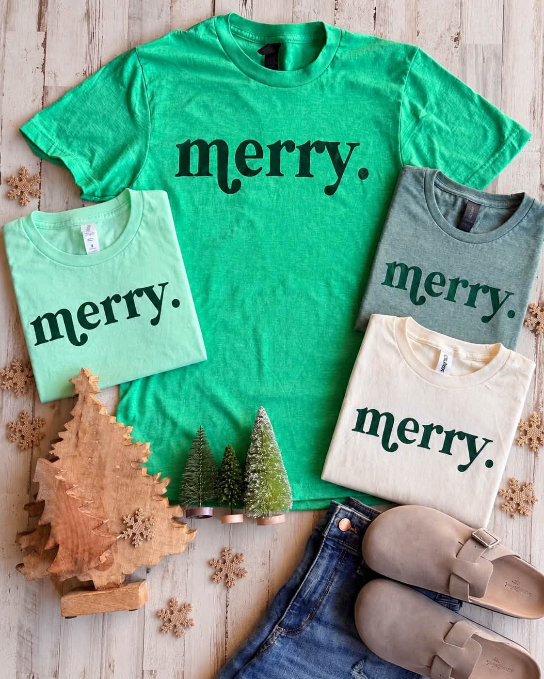FLASH DEAL // PREORDER: Merry Tee // ships in about 2 weeks